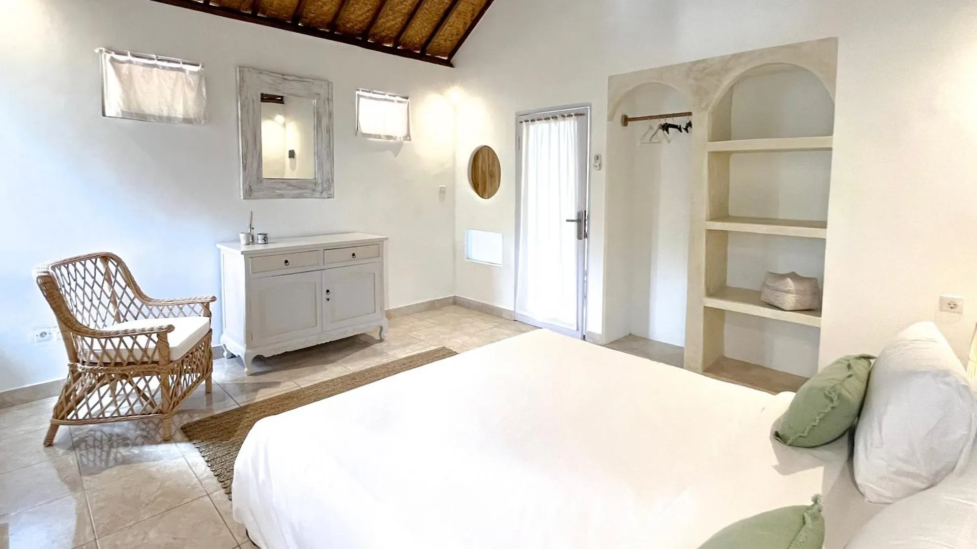 Villa Mimi - Cozy Private 2Br Villa In Mertanadi Seminyak With Private Pool 0*, Seminyak (Bali)